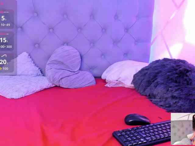 EMMAAA-STOONEE webcam