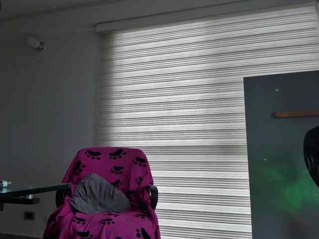EMMAAA-STOONEE