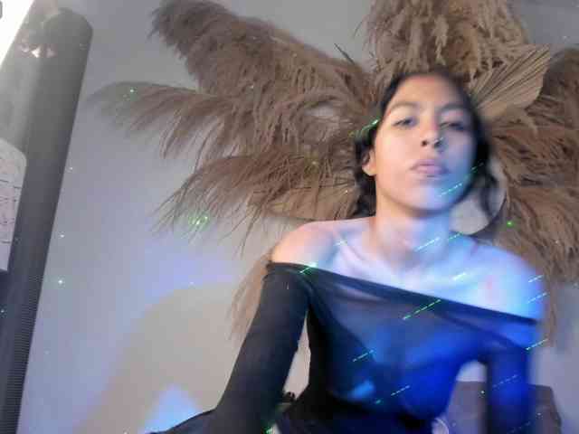 EMMAAA-STOONEE