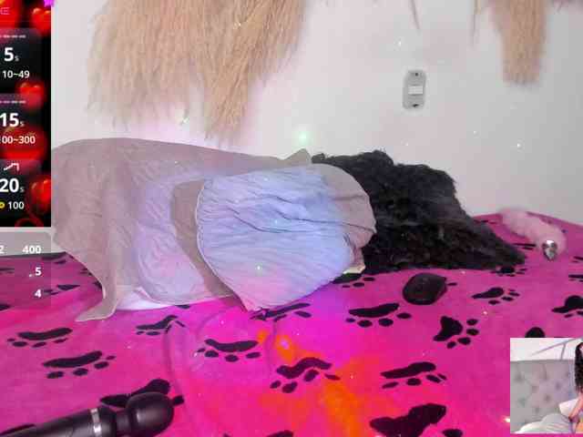 EMMAAA-STOONEE webcam