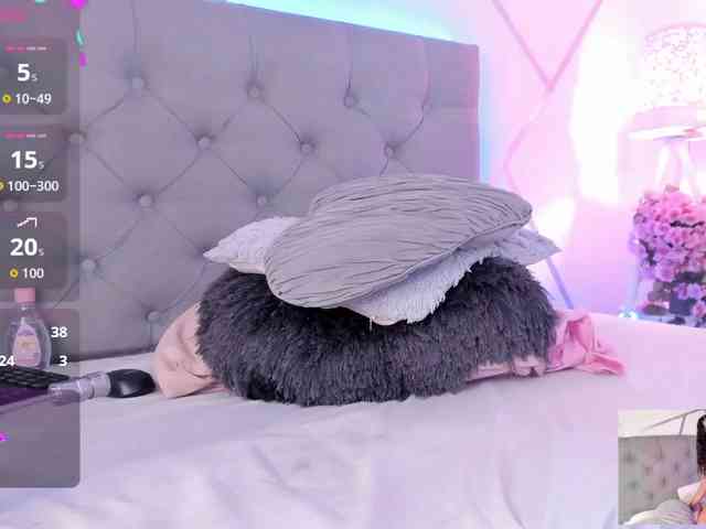 EMMAAA-STOONEE webcam