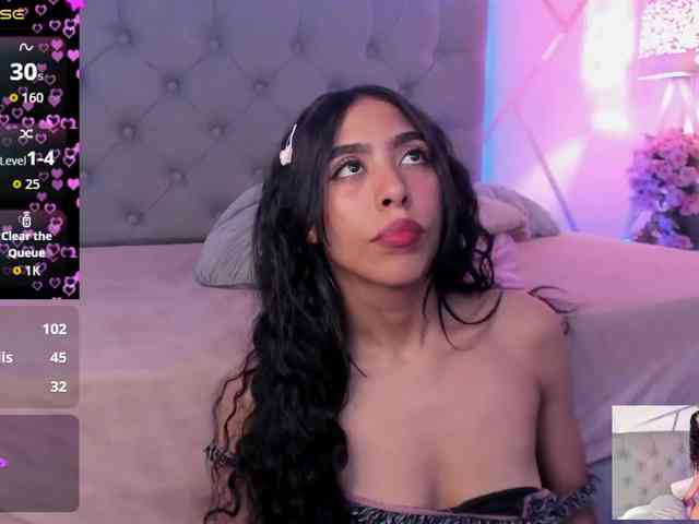 EMMAAA-STOONEE webcam