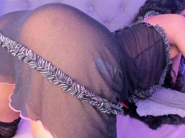 EMMAAA-STOONEE webcam