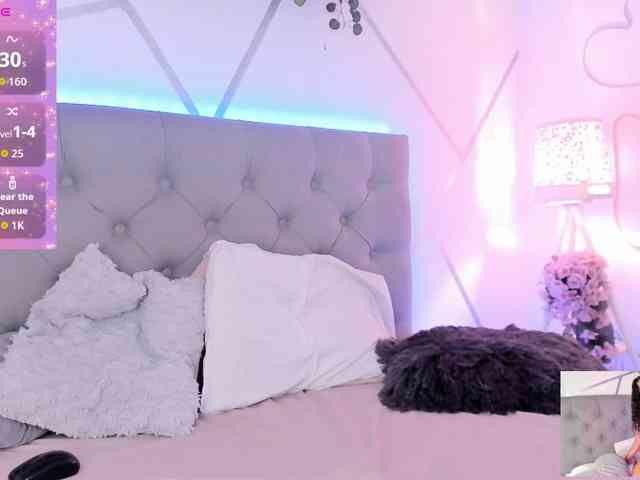 EMMAAA-STOONEE webcam