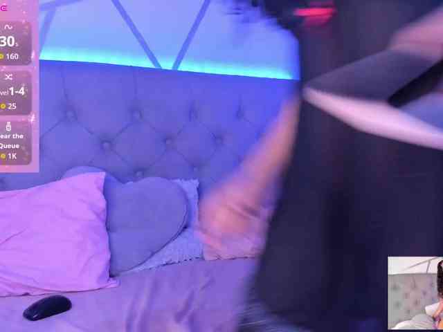 EMMAAA-STOONEE webcam