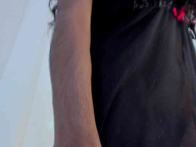 EMMAAA-STOONEE webcam