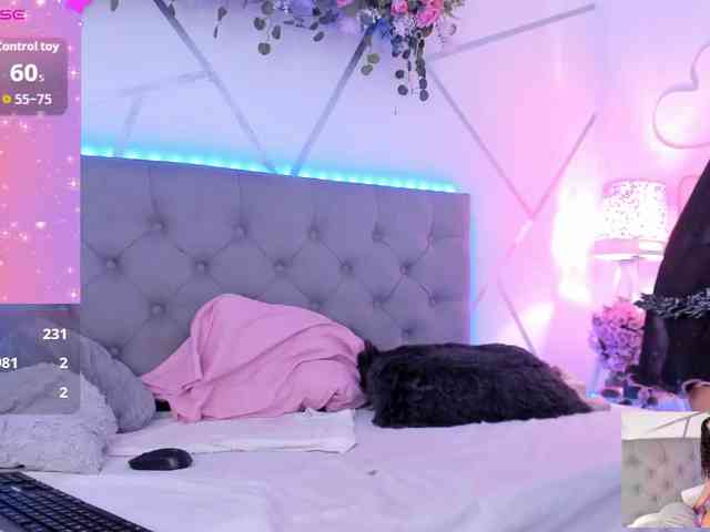 EMMAAA-STOONEE