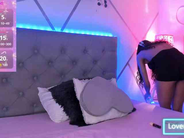 EMMAAA-STOONEE webcam