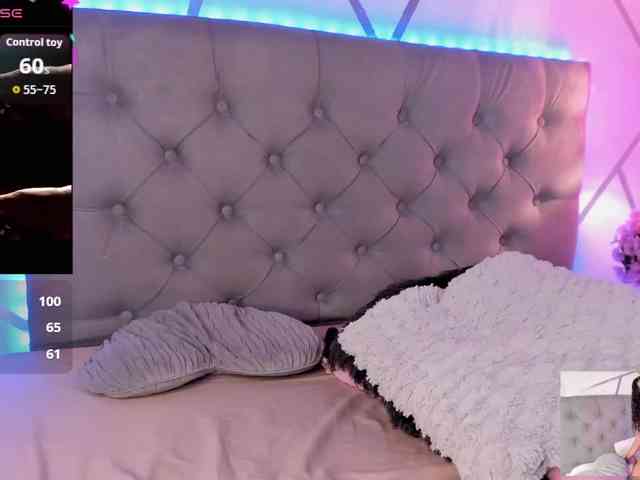 EMMAAA-STOONEE webcam