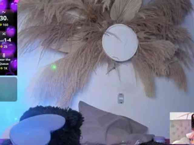 EMMAAA-STOONEE webcam