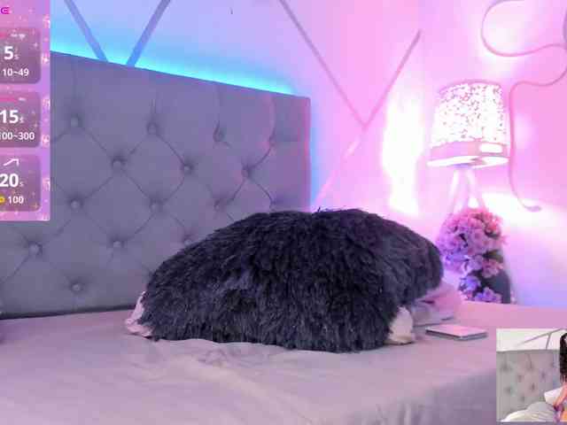 EMMAAA-STOONEE webcam
