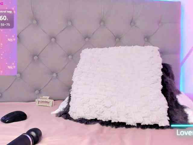 EMMAAA-STOONEE webcam
