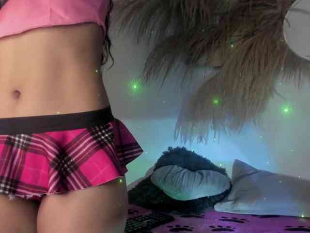 EMMAAA-STOONEE