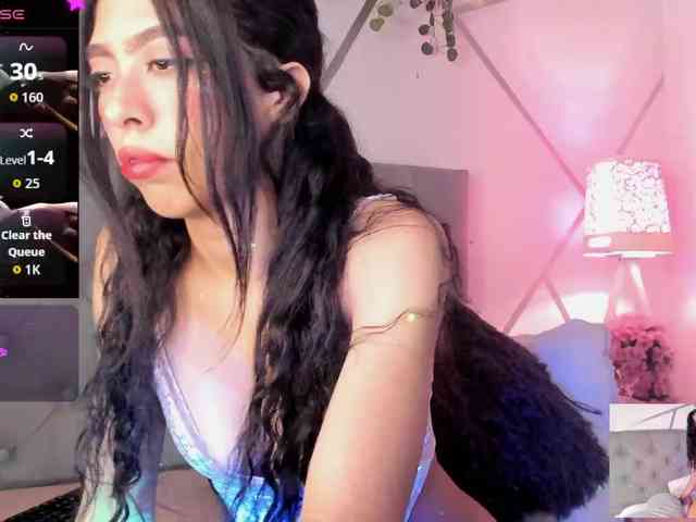 EMMAAA-STOONEE webcam