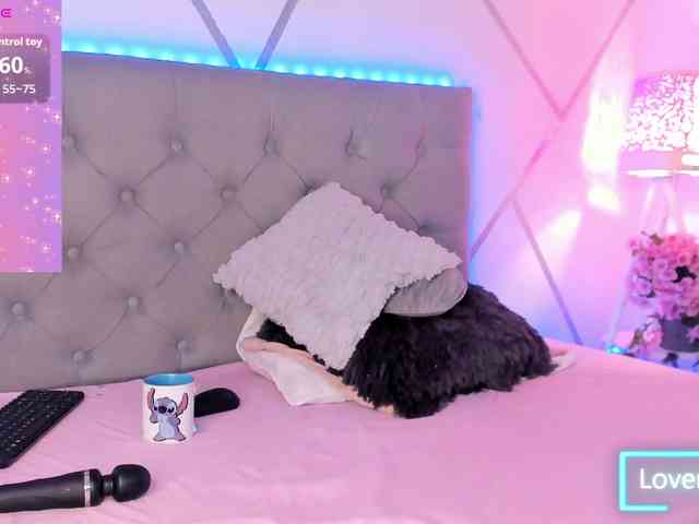 EMMAAA-STOONEE webcam