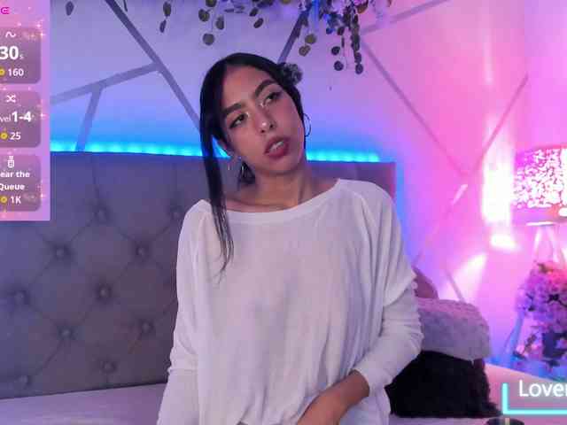 EMMAAA-STOONEE webcam