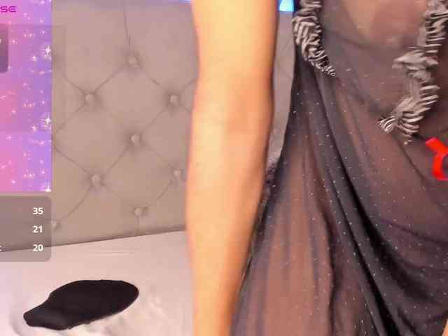 EMMAAA-STOONEE webcam