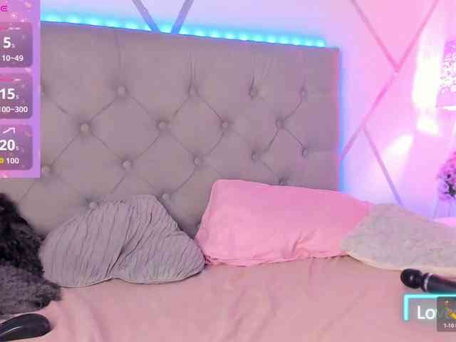 EMMAAA-STOONEE webcam