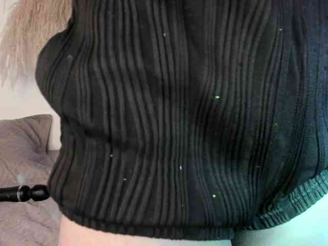 EMMAAA-STOONEE webcam