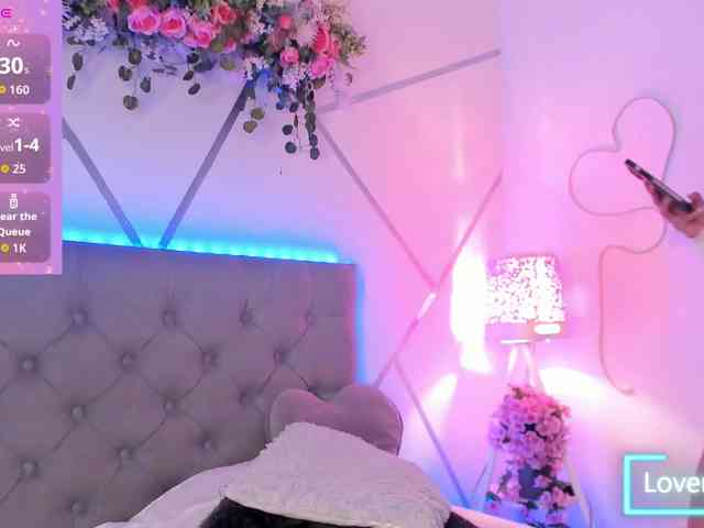 EMMAAA-STOONEE webcam