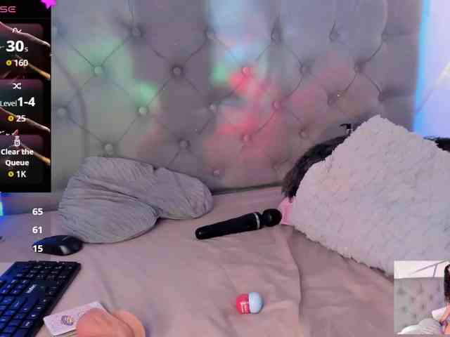 EMMAAA-STOONEE webcam
