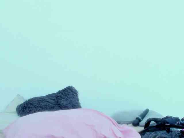 EMMAAA-STOONEE webcam