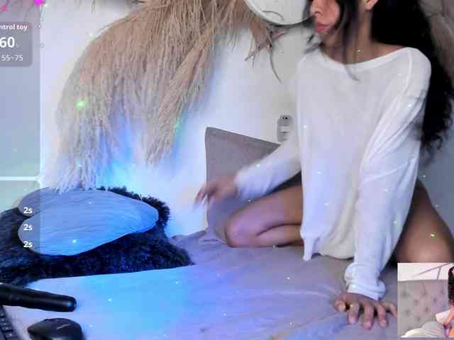 EMMAAA-STOONEE webcam