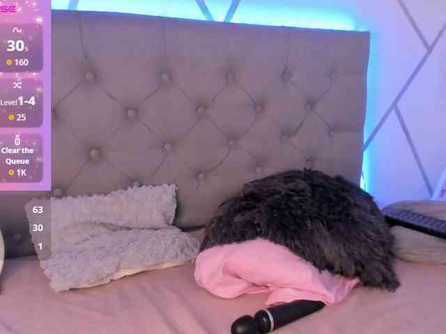 EMMAAA-STOONEE webcam