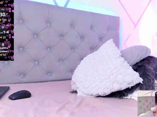 EMMAAA-STOONEE webcam