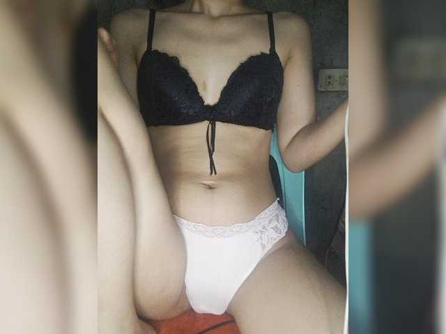 lovelyrub18x live cam on BongaCams