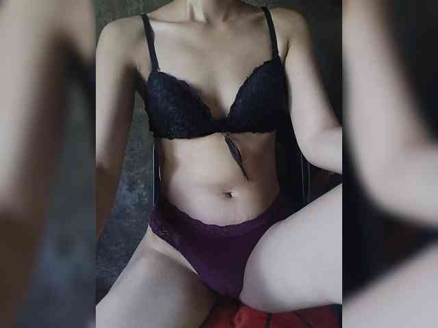 lovelyrub18x webcam