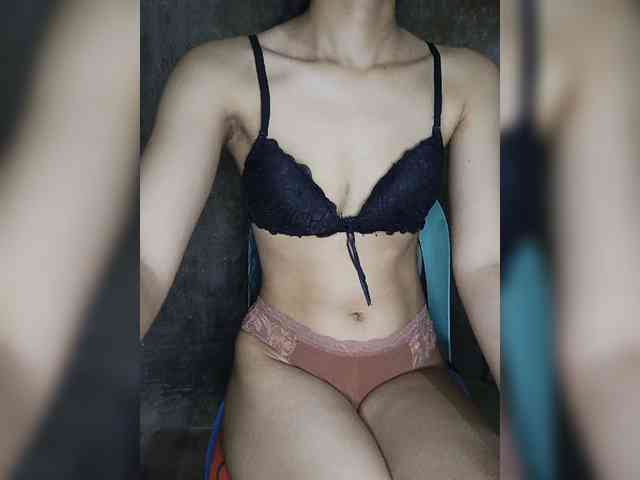 lovelyrub18x webcam