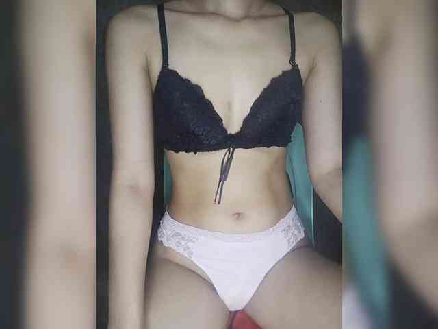 lovelyrub18x webcam