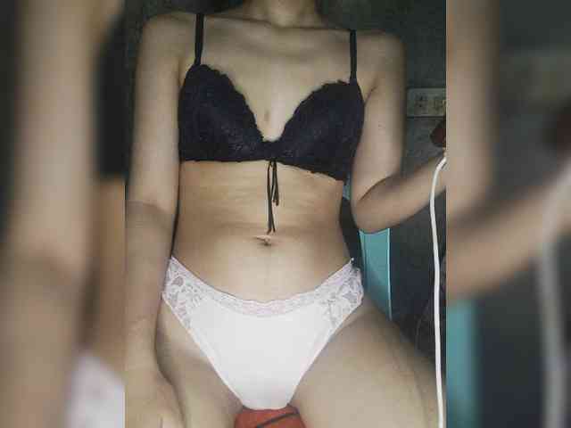 lovelyrub18x webcam