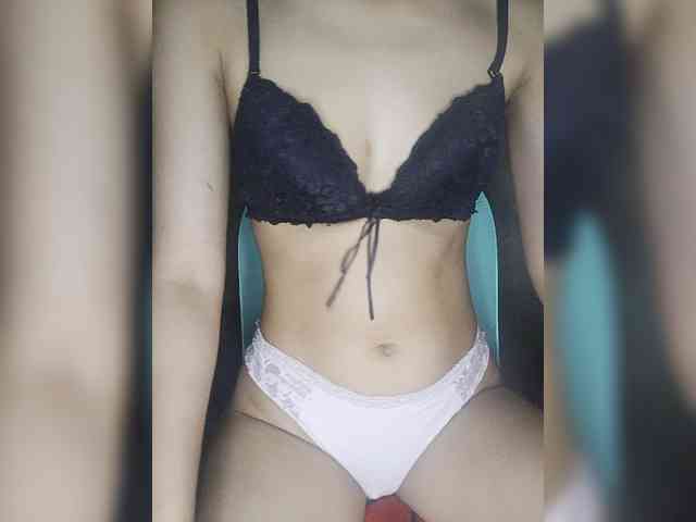 lovelyrub18x webcam