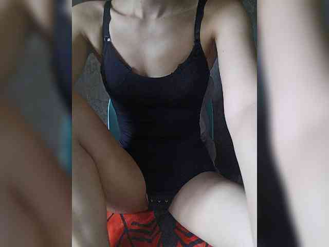 lovelyrub18x webcam