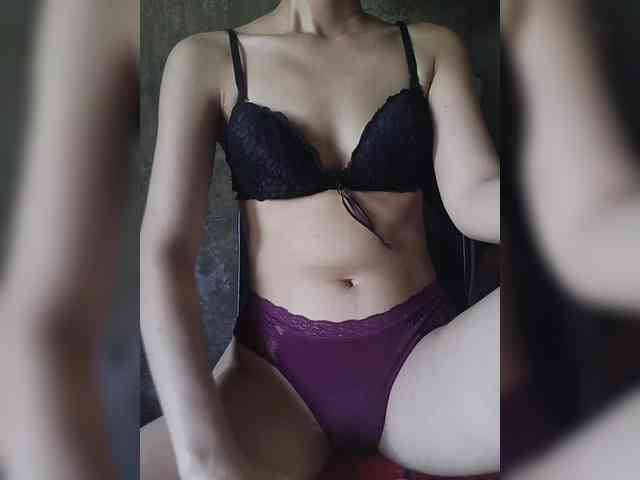 lovelyrub18x webcam