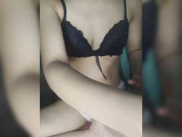 lovelyrub18x webcam