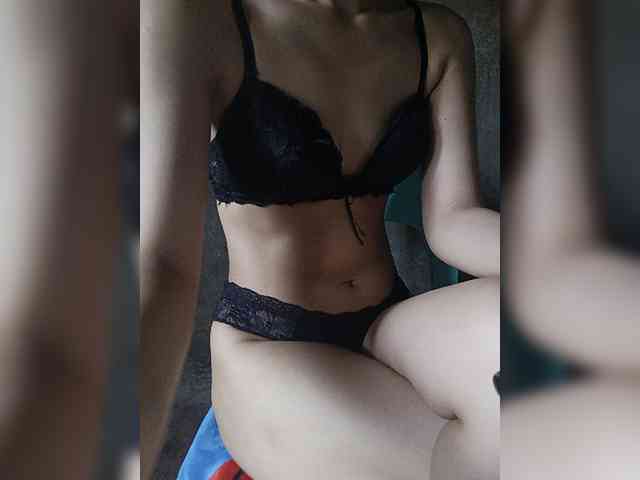 lovelyrub18x webcam