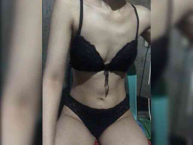 lovelyrub18x webcam