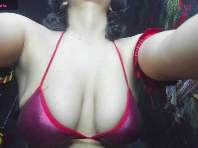 Darkd0ll live cam on BongaCams