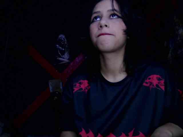 Darkd0ll webcam