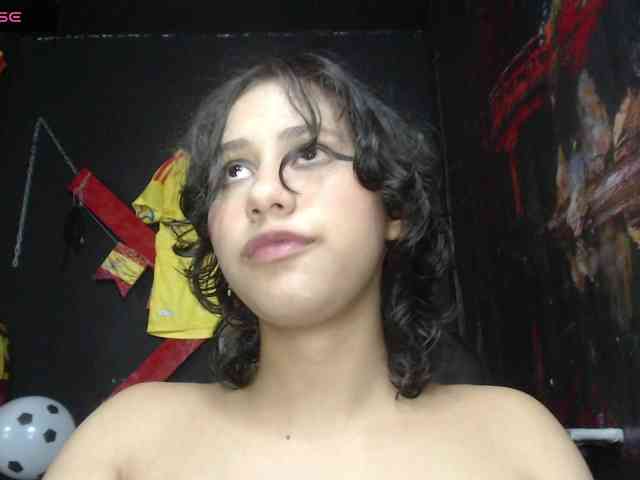 Darkd0ll webcam