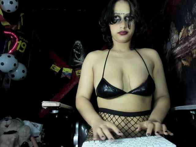 Darkd0ll webcam