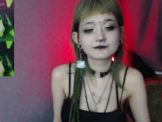 Milten-Trish's BongaCams show and profile