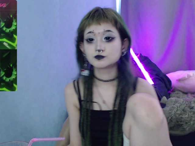 Milten-Trish's BongaCams show and profile