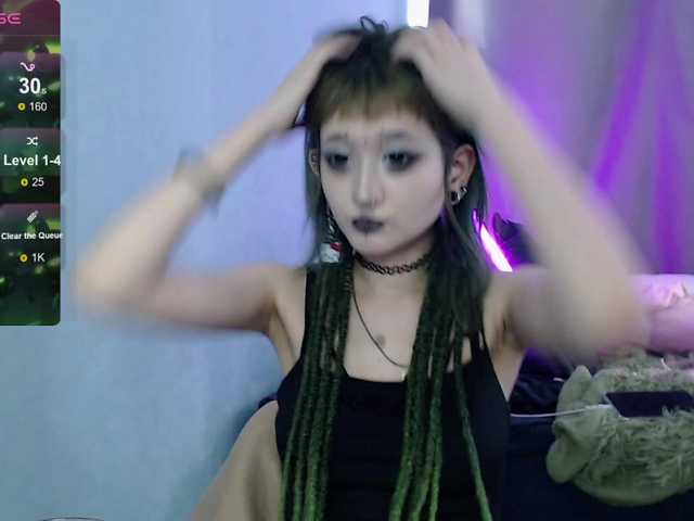 Milten-Trish's BongaCams show and profile