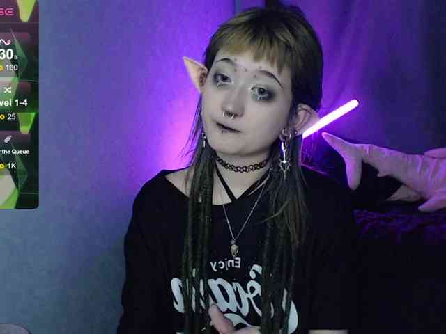 Trish-Taylor webcam
