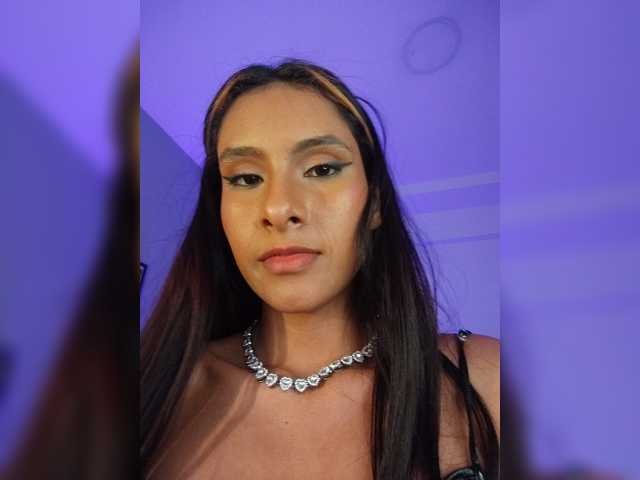 Tara-Hillss live cam on BongaCams