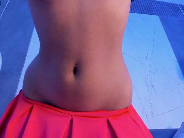 Tara-Hillss live cam on BongaCams
